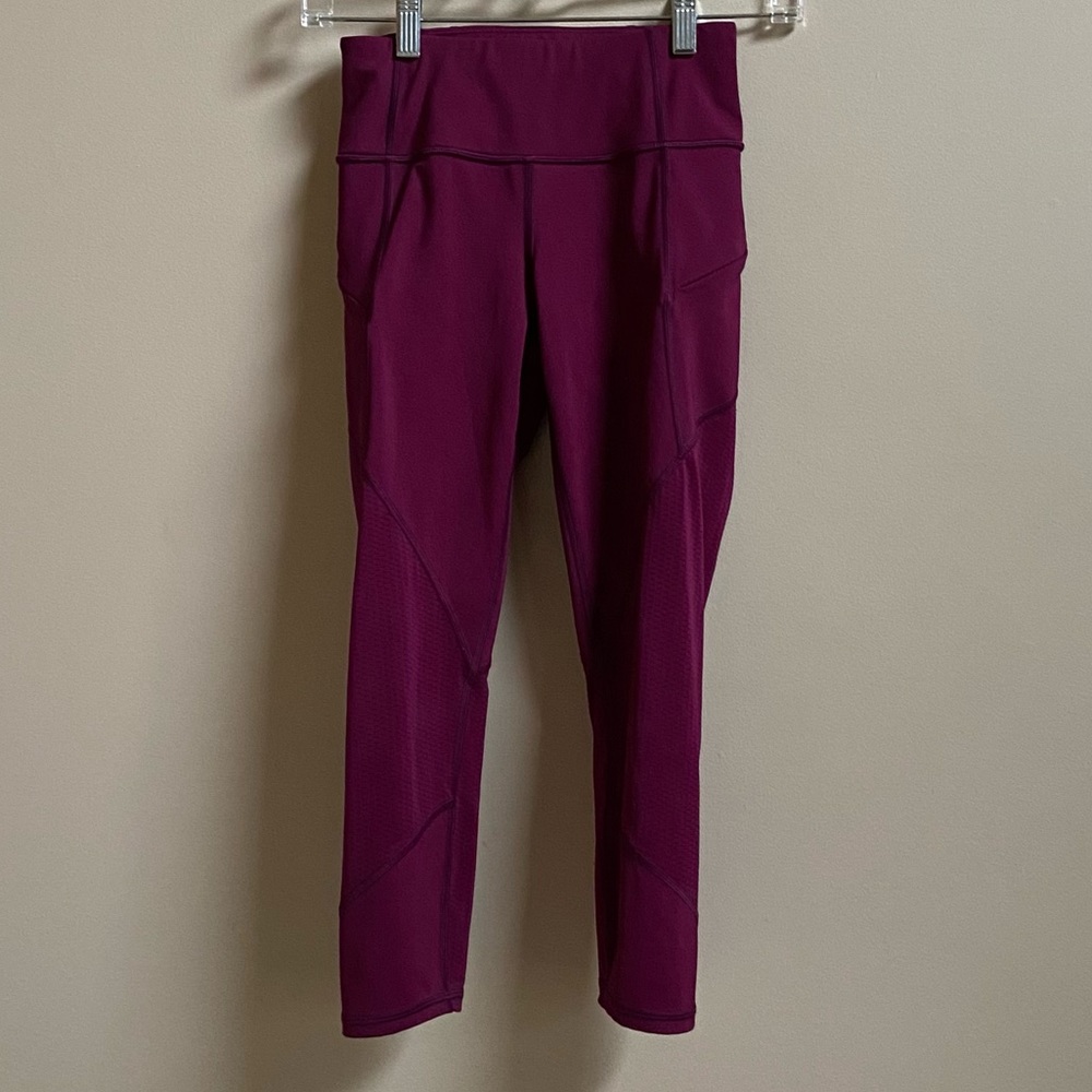 ATHLETA LEGGINGS/YOGA STRETCH PANTS/ ZIPPER POCKETS/XXS/MAROON/EUC